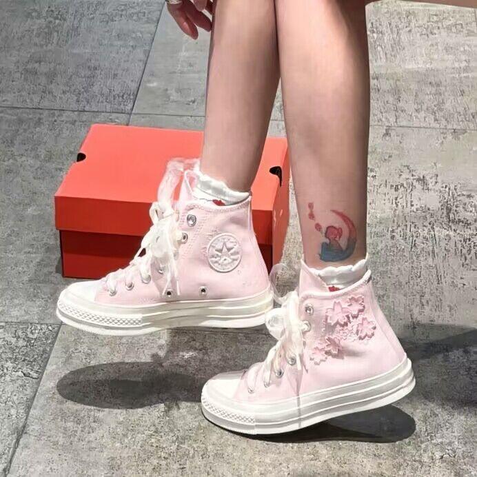 Tênis Feminino de Lona com Bor - Canvas Sneaker High avaliação e preço