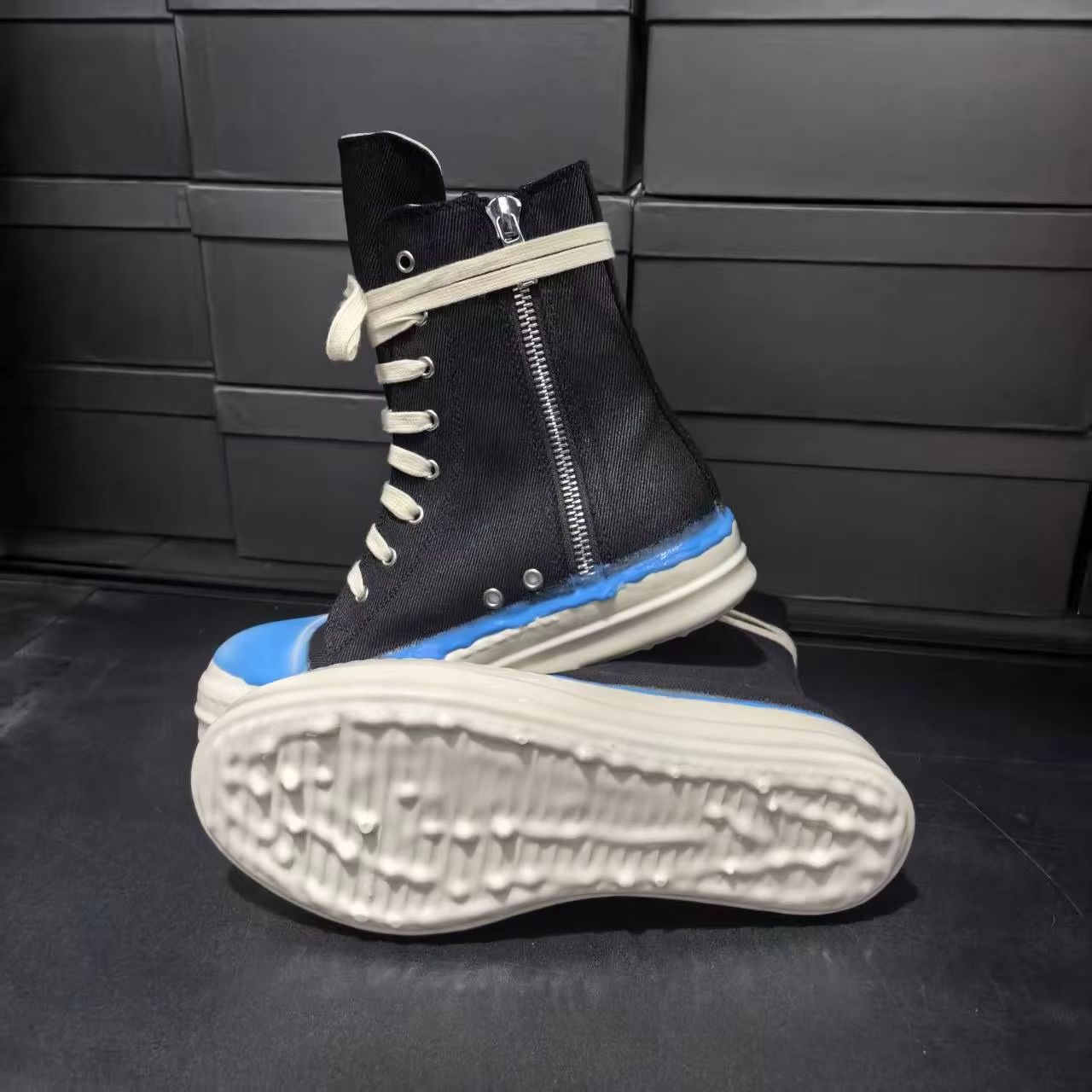 Botas de Cano Alto com Design  - Canvas Sneaker High avaliação e preço